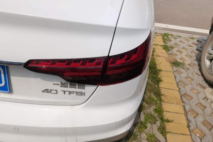 Used Audi A4L 2024 40 TFSI Fashion Dynamic Model Right Rear Taillight