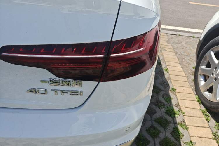 Used Audi A4L 2024 40 TFSI Fashion Dynamic Model Right Rear Taillight