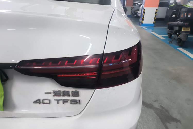 Used Audi A4L 2024 40 TFSI Luxury Dynamic Edition Right Rear Taillight