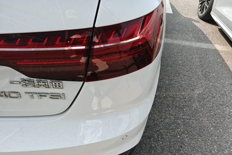 Used Audi A4L 2024 40 TFSI Luxury Dynamic Edition Right Rear Taillight