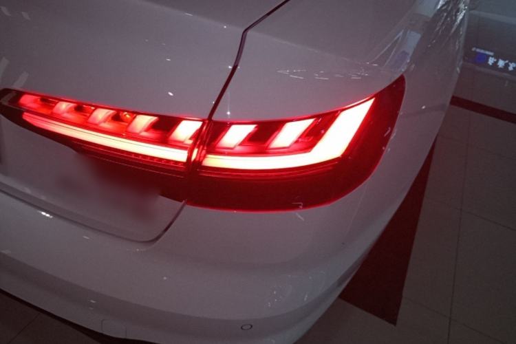 Used Audi A4L 2024 40 TFSI Luxury Dynamic Edition Right Rear Taillight