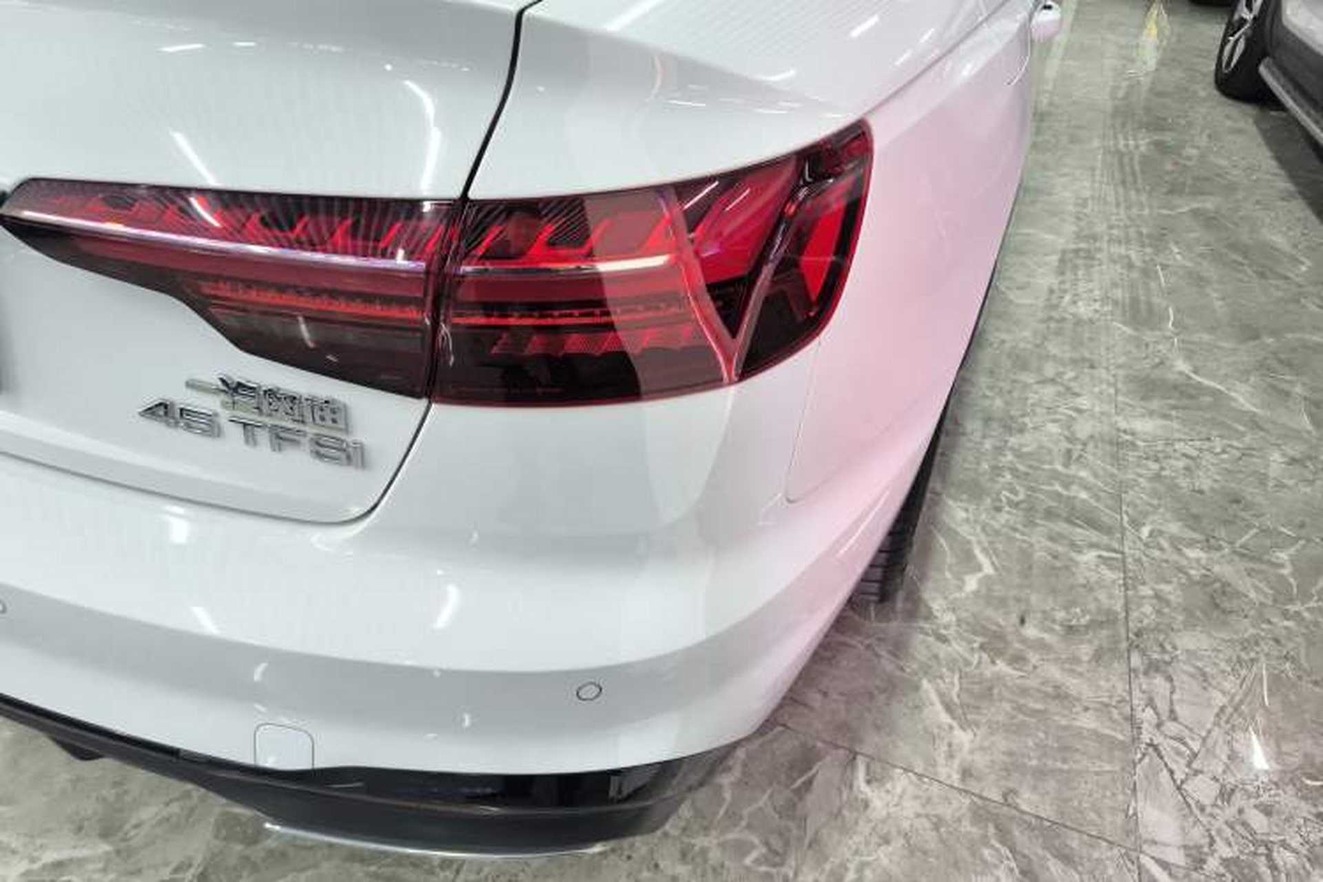 Used Audi A4L 2024 40 TFSI Luxury Dynamic Edition Right Rear Taillight