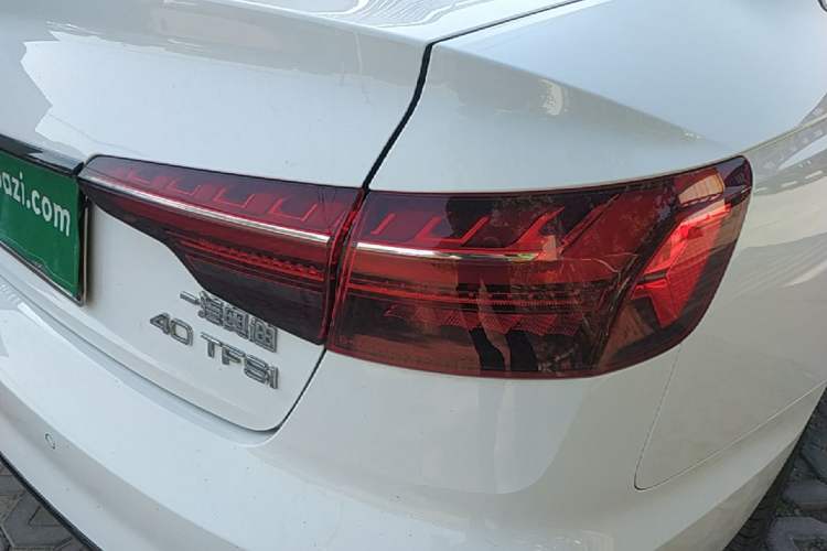 Used Audi A4L 2024 40 TFSI Luxury Dynamic Edition Right Rear Taillight
