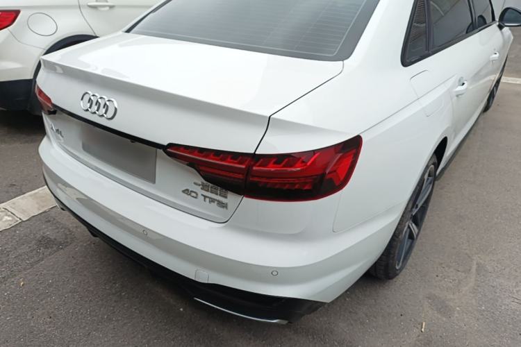 Used Audi A4L 2024 40 TFSI Luxury Dynamic Edition Right Rear Taillight