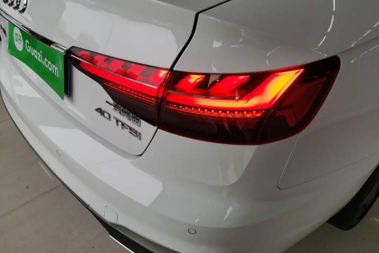 Used Audi A4L 2024 40 TFSI Fashion Dynamic Model Right Rear Taillight
