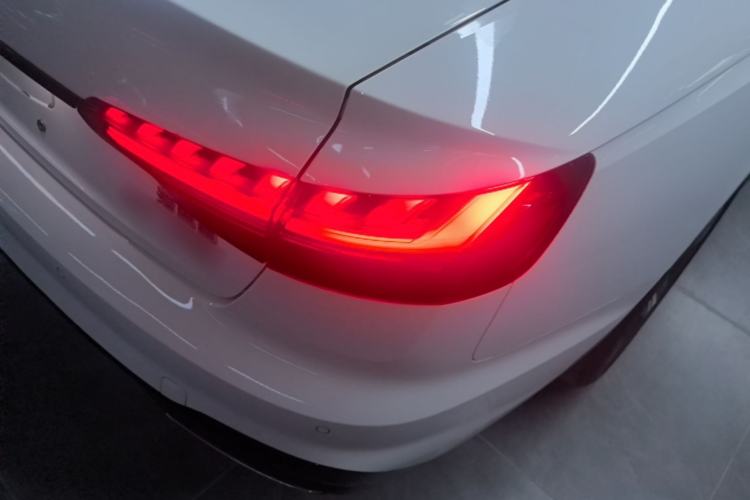 Used Audi A4L 2024 40 TFSI Luxury Dynamic Edition Right Rear Taillight