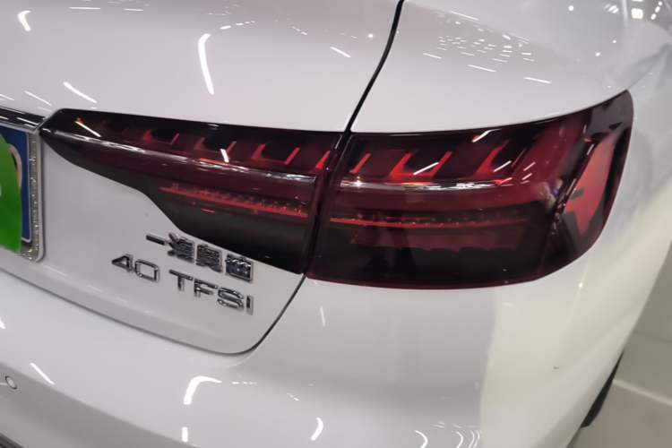 Used Audi A4L 2024 40 TFSI Fashion Dynamic Model Right Rear Taillight