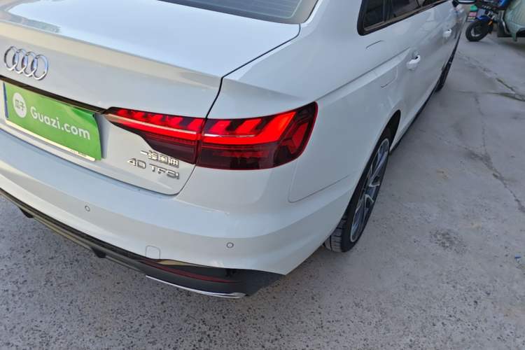 Used Audi A4L 2024 40 TFSI Luxury Dynamic Edition Right Rear Taillight
