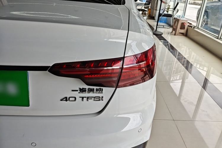 Used Audi A4L 2024 40 TFSI Luxury Dynamic Edition Right Rear Taillight