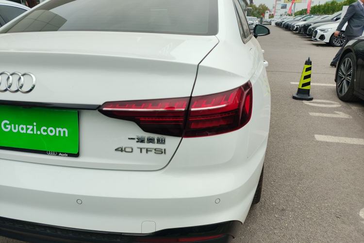 Used Audi A4L 2024 40 TFSI Luxury Dynamic Edition Right Rear Taillight
