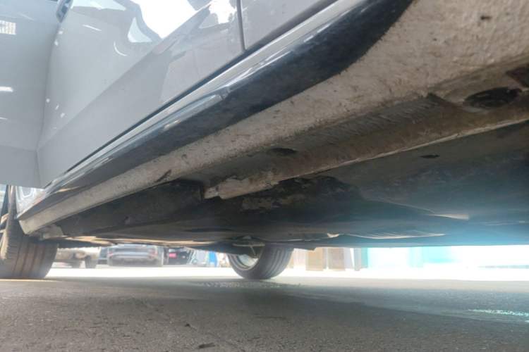 Used Audi A4L 2024 40 TFSI Luxury Dynamic Edition Right Side Sill