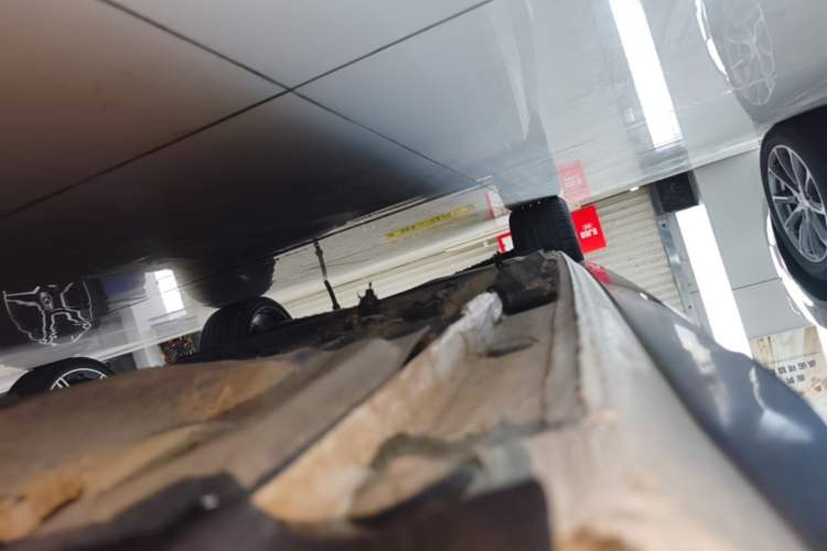 Used Audi A4L 2024 40 TFSI Luxury Dynamic Edition Right Side Sill