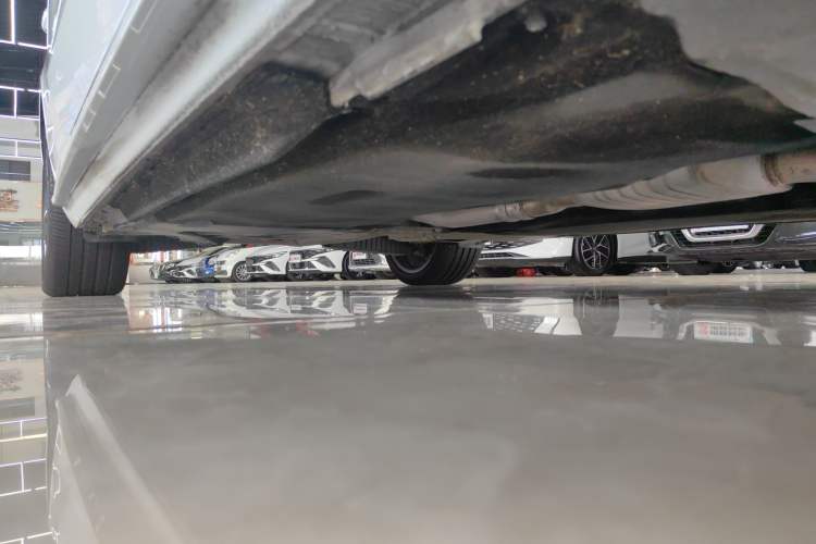 Used Audi A4L 2024 40 TFSI Fashion Dynamic Model Right Side Sill