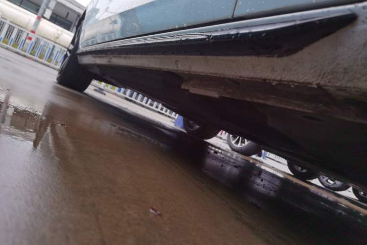Used Audi A4L 2024 40 TFSI Luxury Dynamic Edition Right Side Sill