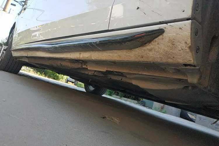 Used Audi A4L 2024 40 TFSI Luxury Dynamic Edition Right Side Sill