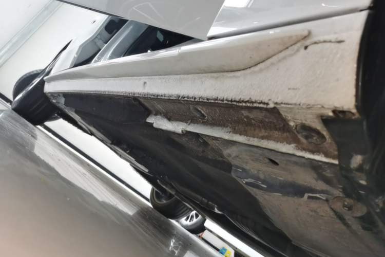 Used Audi A4L 2024 40 TFSI Fashion Dynamic Model Right Side Sill