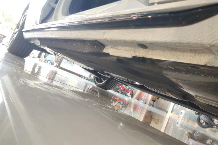 Used Audi A4L 2024 40 TFSI Luxury Dynamic Edition Right Side Sill
