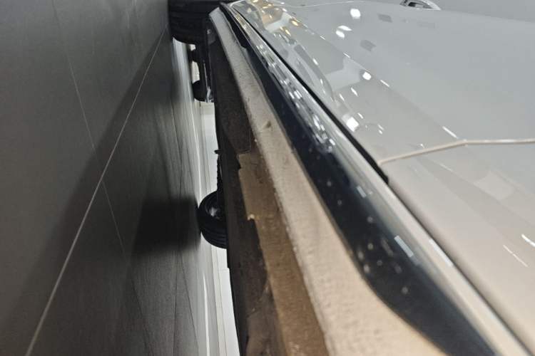 Used Audi A4L 2024 40 TFSI Luxury Dynamic Edition Right Side Sill