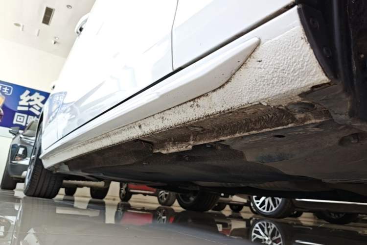 Used Audi A4L 2024 40 TFSI Fashion Dynamic Model Right Side Sill