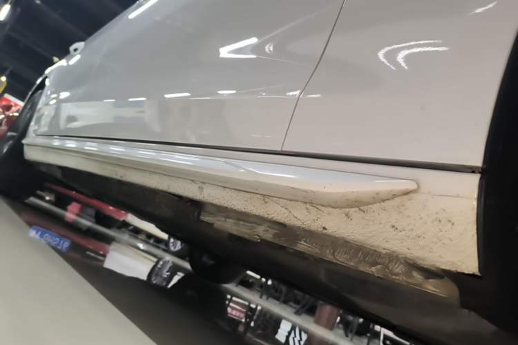 Used Audi A4L 2024 40 TFSI Fashion Dynamic Model Right Side Sill