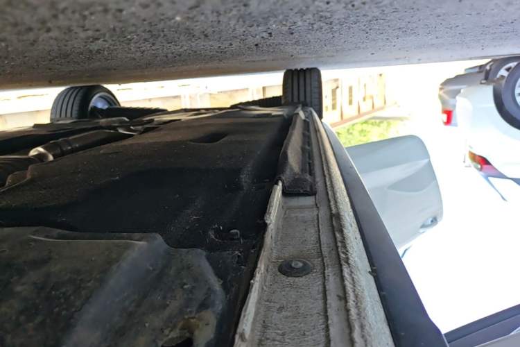 Used Audi A4L 2024 40 TFSI Luxury Dynamic Edition Right Side Sill