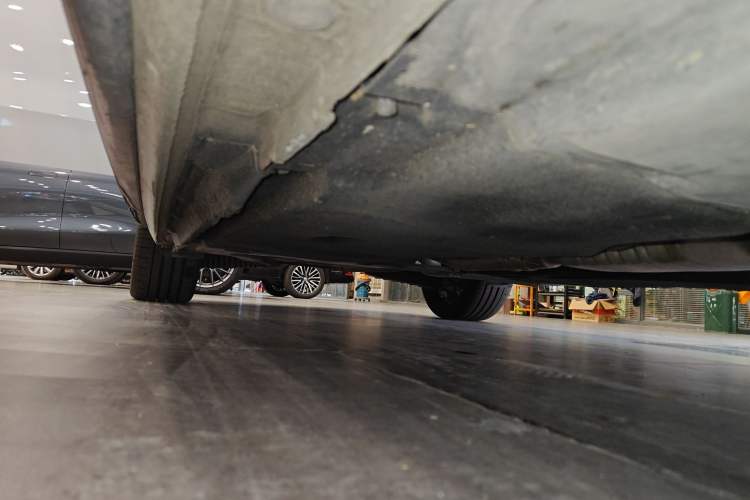 Used Audi A4L 2024 40 TFSI Luxury Dynamic Edition Right Side Sill