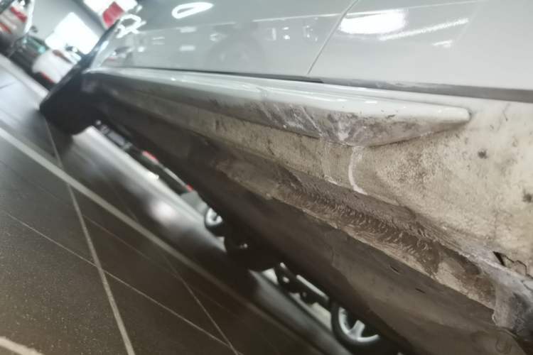 Used Audi A4L 2024 40 TFSI Fashion Dynamic Model Right Side Sill