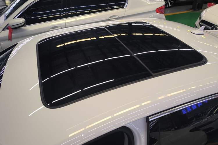 Used Audi A4L 2024 40 TFSI Fashion Dynamic Model Roof