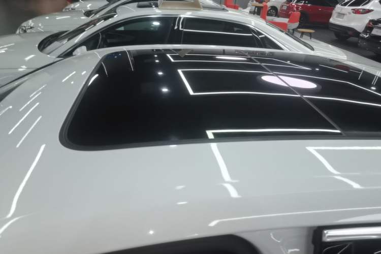 Used Audi A4L 2024 40 TFSI Fashion Dynamic Model Roof