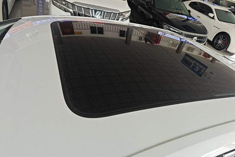 Used Audi A4L 2024 40 TFSI Fashion Dynamic Model Roof