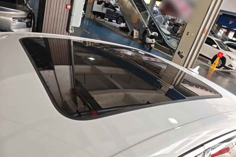 Used Audi A4L 2024 40 TFSI Fashion Dynamic Model Roof