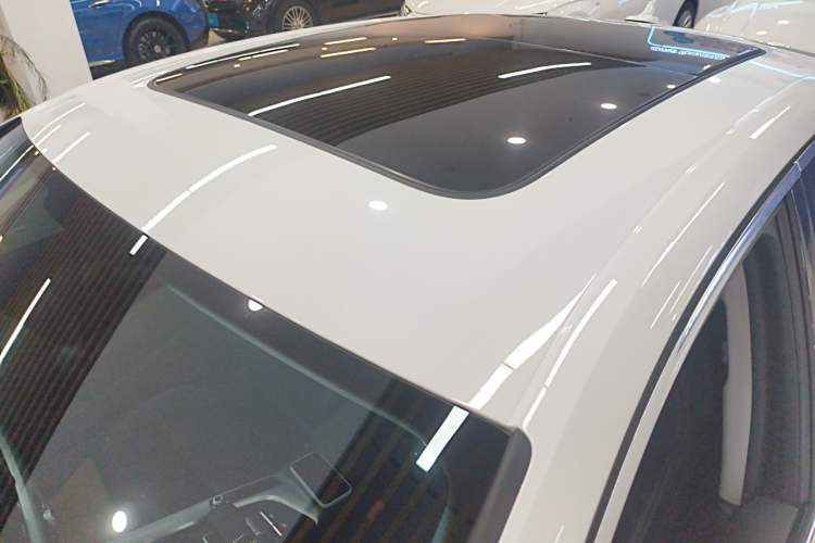 Used Audi A4L 2024 40 TFSI Fashion Dynamic Model Roof