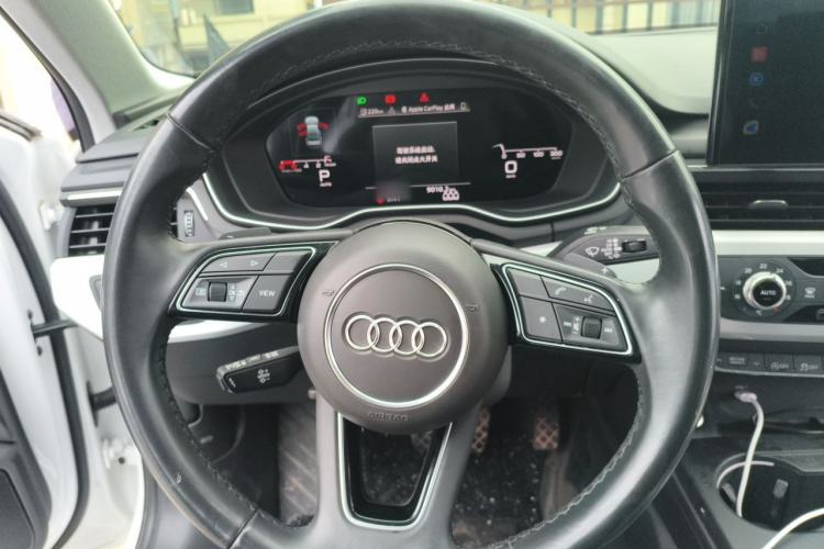 Used Audi A4L 2024 40 TFSI Fashion Dynamic Model Steering Wheel