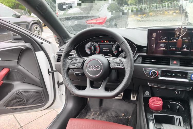 Used Audi A4L 2024 40 TFSI Luxury Dynamic Edition (Starry Night Version) Steering Wheel
