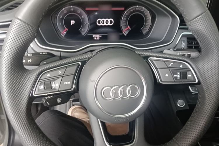 Used Audi A4L 2024 40 TFSI Luxury Dynamic Edition Steering Wheel