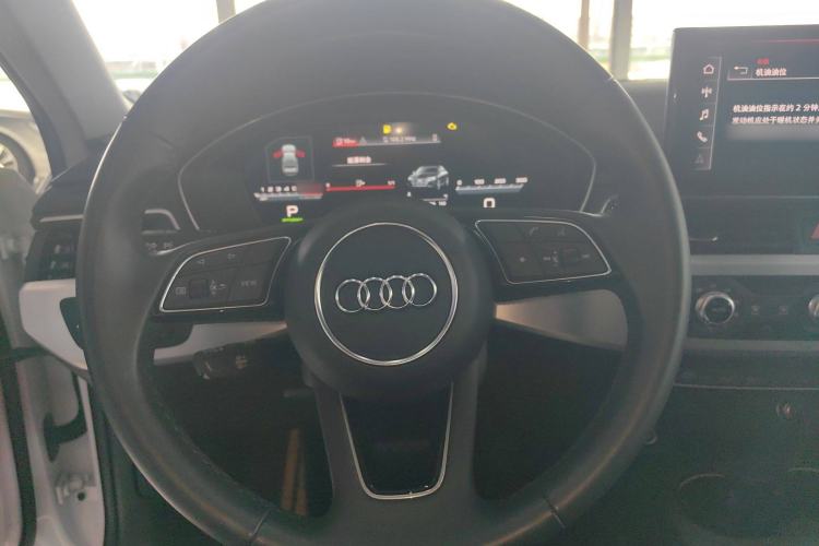 Used Audi A4L 2024 40 TFSI Fashion Dynamic Model Steering Wheel