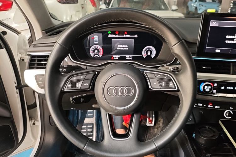 Used Audi A4L 2024 40 TFSI Fashion Dynamic Model Steering Wheel