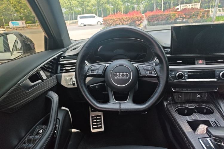 Used Audi A4L 2024 40 TFSI Luxury Dynamic Edition Steering Wheel