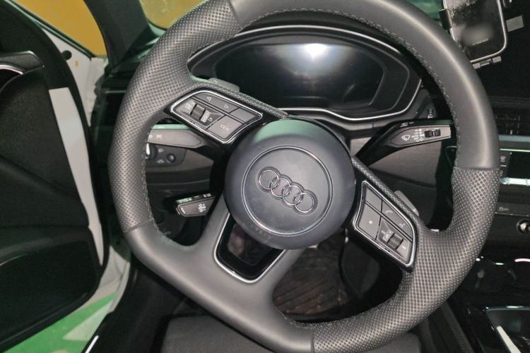 Used Audi A4L 2024 40 TFSI Luxury Dynamic Edition Steering Wheel