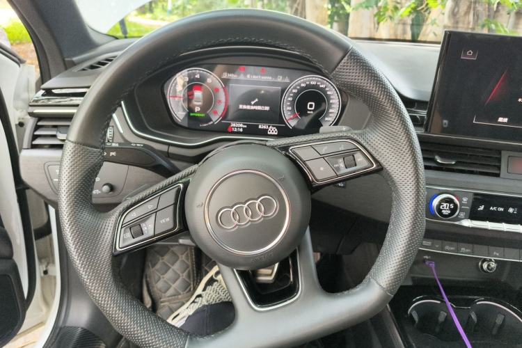 Used Audi A4L 2024 40 TFSI Luxury Dynamic Edition Steering Wheel