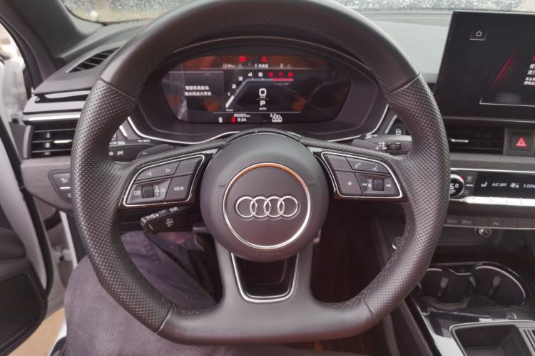 Used Audi A4L 2024 40 TFSI Luxury Dynamic Edition Steering Wheel