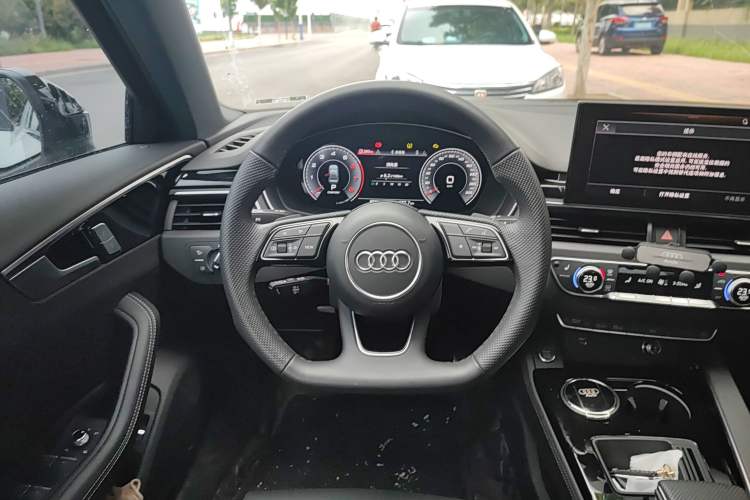 Used Audi A4L 2024 40 TFSI Luxury Dynamic Edition Steering Wheel