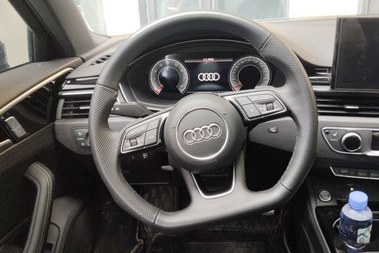 Used Audi A4L 2024 40 TFSI Luxury Dynamic Edition Steering Wheel