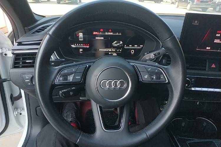 Used Audi A4L 2024 40 TFSI Luxury Dynamic Edition Steering Wheel