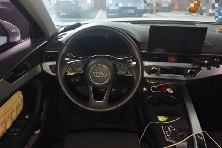 Used Audi A4L 2024 40 TFSI Fashion Dynamic Model Steering Wheel