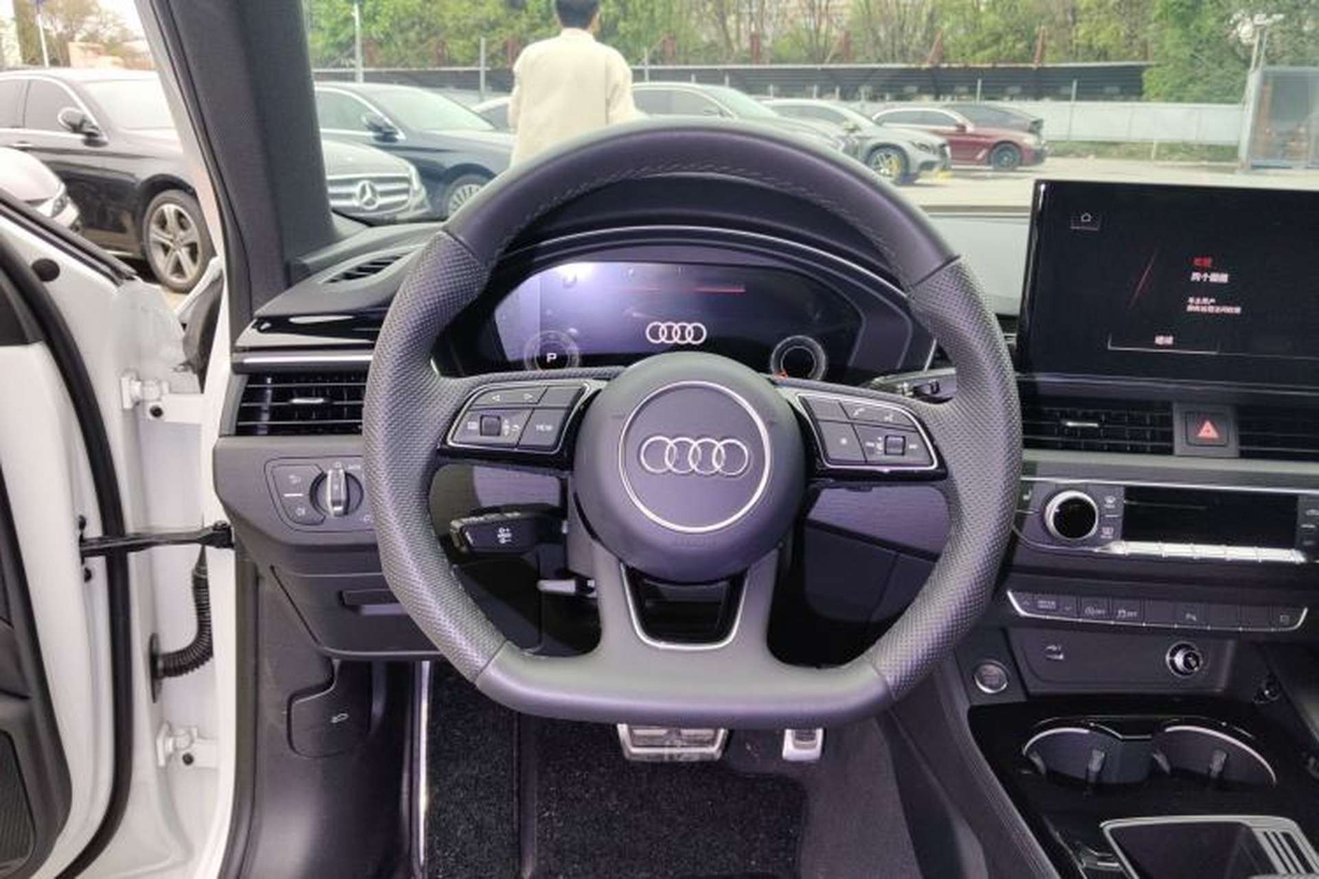 Used Audi A4L 2024 40 TFSI Luxury Dynamic Edition Steering Wheel