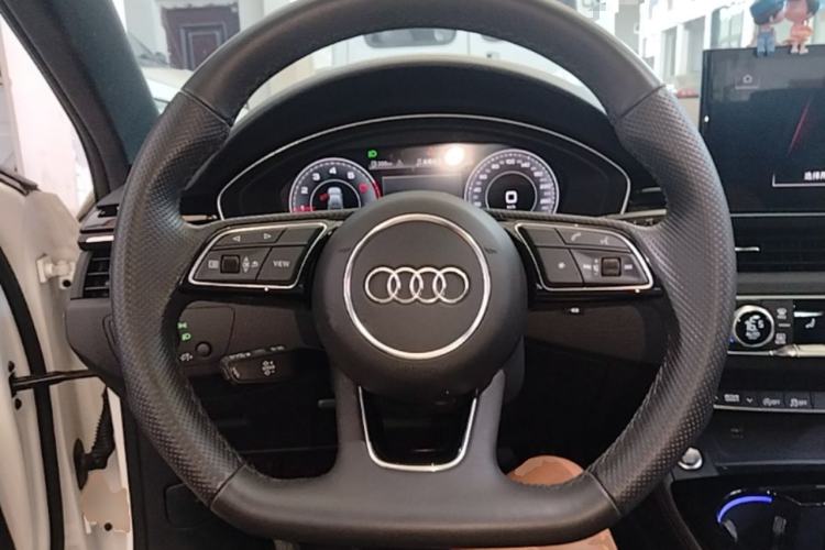 Used Audi A4L 2024 40 TFSI Luxury Dynamic Edition Steering Wheel