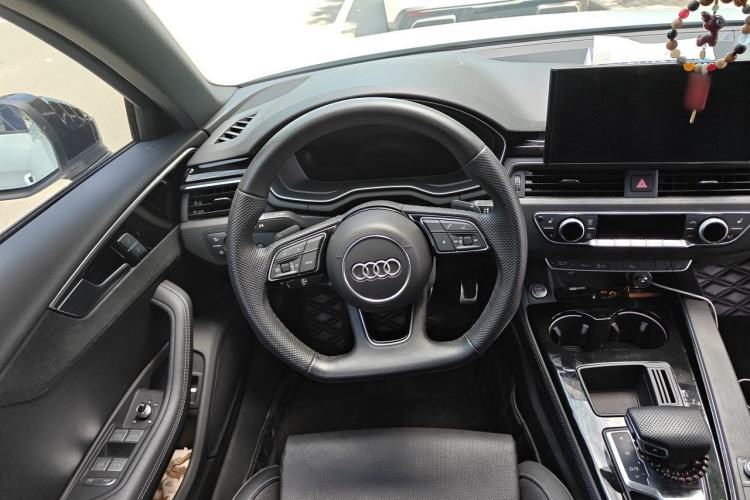 Used Audi A4L 2024 40 TFSI Luxury Dynamic Edition Steering Wheel