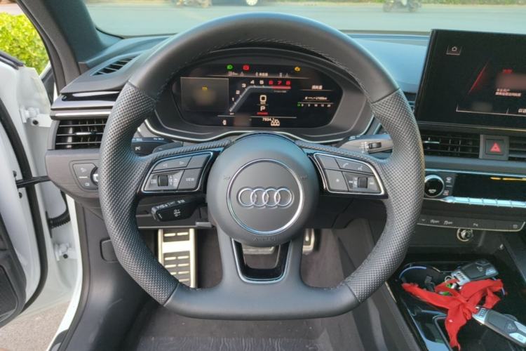 Used Audi A4L 2024 40 TFSI Luxury Dynamic Edition Steering Wheel