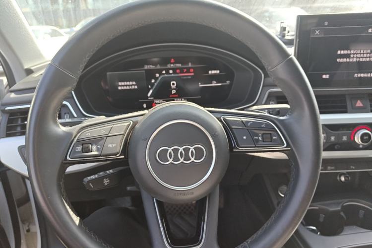 Used Audi A4L 2024 40 TFSI Fashion Dynamic Model Steering Wheel